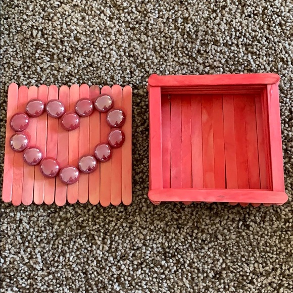 Box: ❣️ - Picture 2 of 4